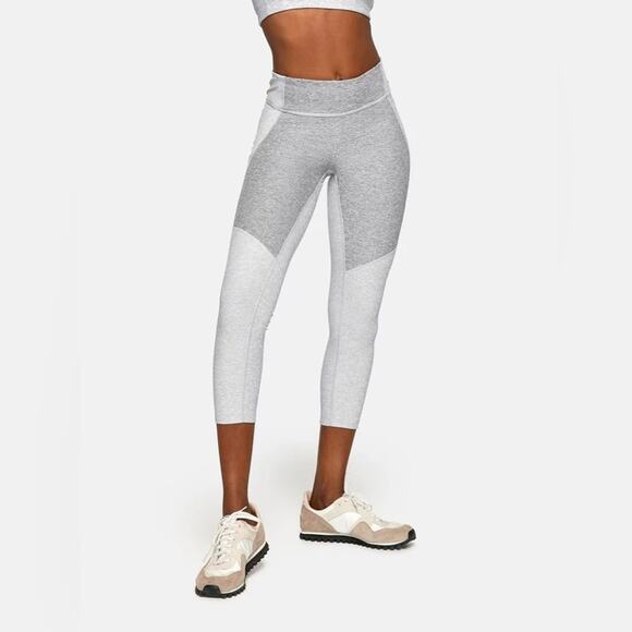 Outdoor Voices Two-Tone 3/4 Leggings Capri Pants Size Extra Large XL - Picture 1 of 7